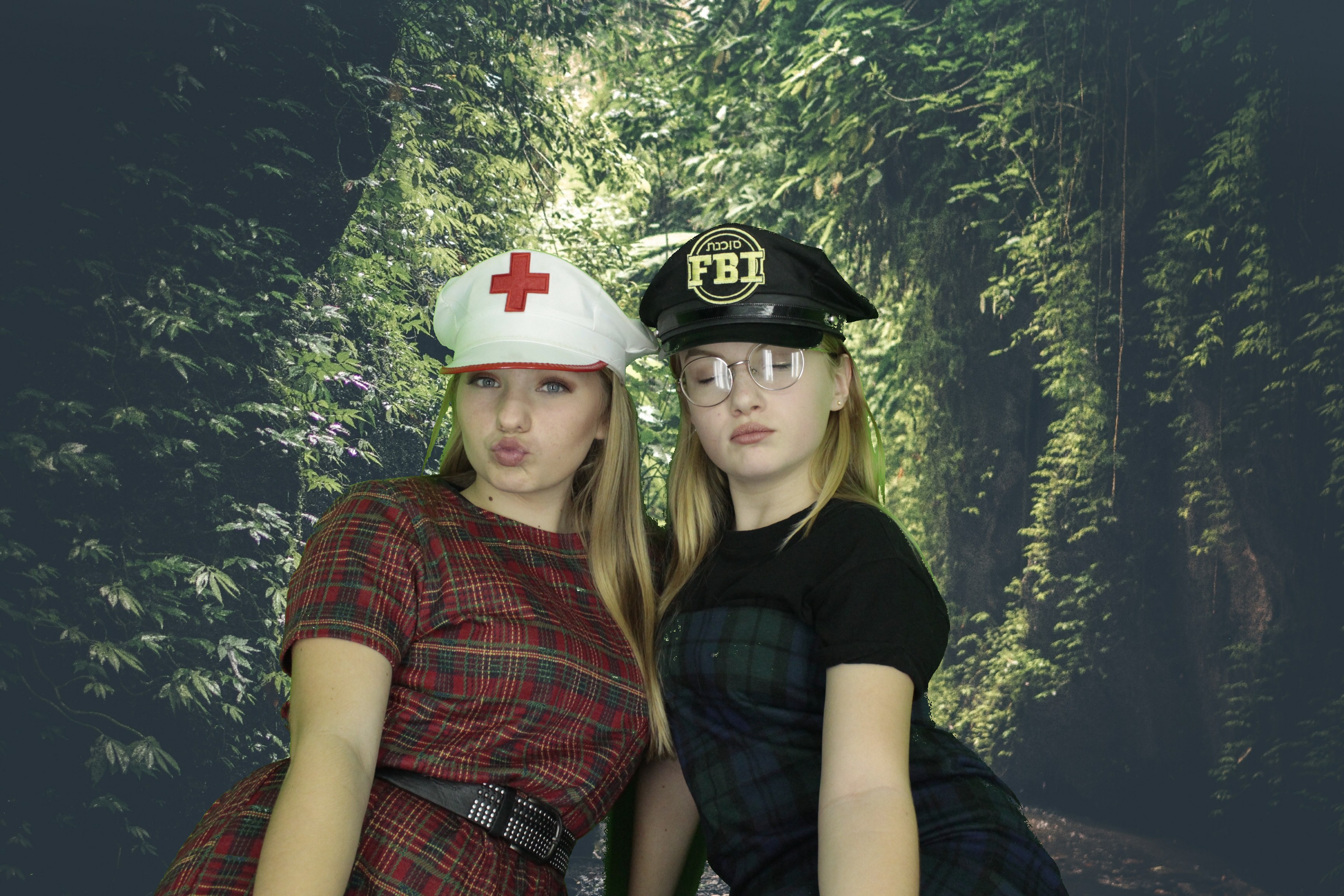 Sams 30th Netflix Party | View more photos from the event at gallery.myphotoboothexperience.co.uk/u/MyPhotoBoothExperienceLtd/Sams-30th-Netflix-Party